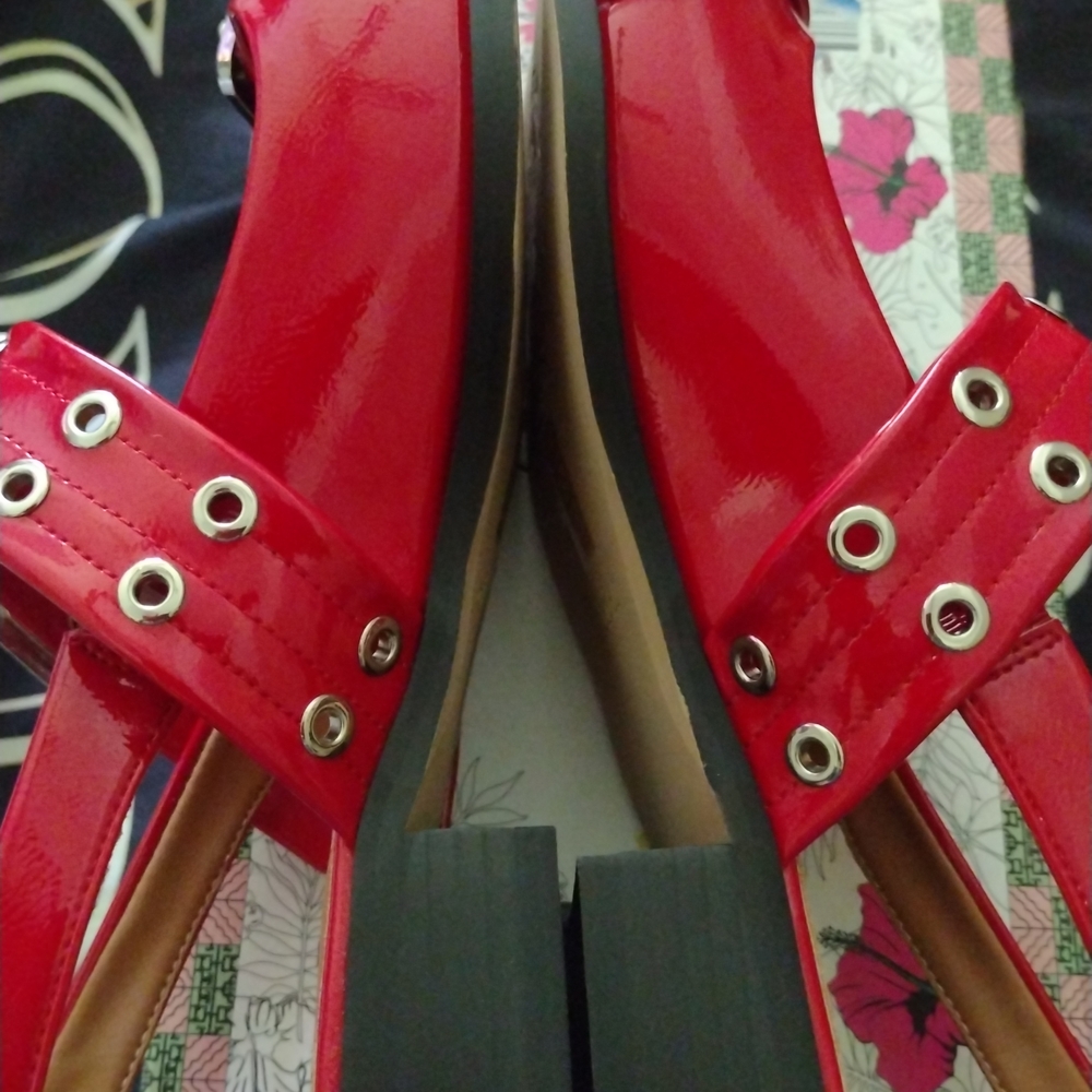 Chic Red Buckled Flats for Women - Picture 6 of 17